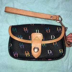 Dooney & Bourke